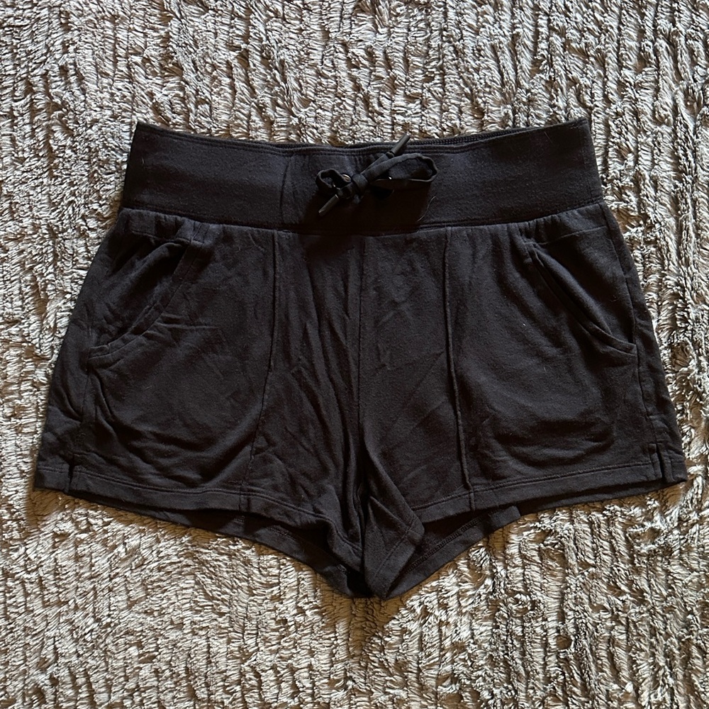 Athleta Women's Black knit Shorts